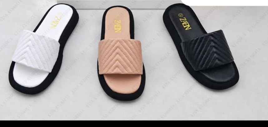 Quilted Platform slide sandals for ladies