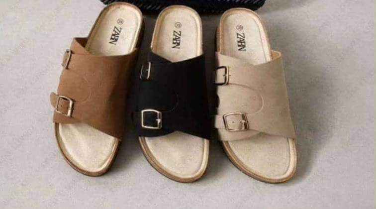 Double-buckle slide sandals